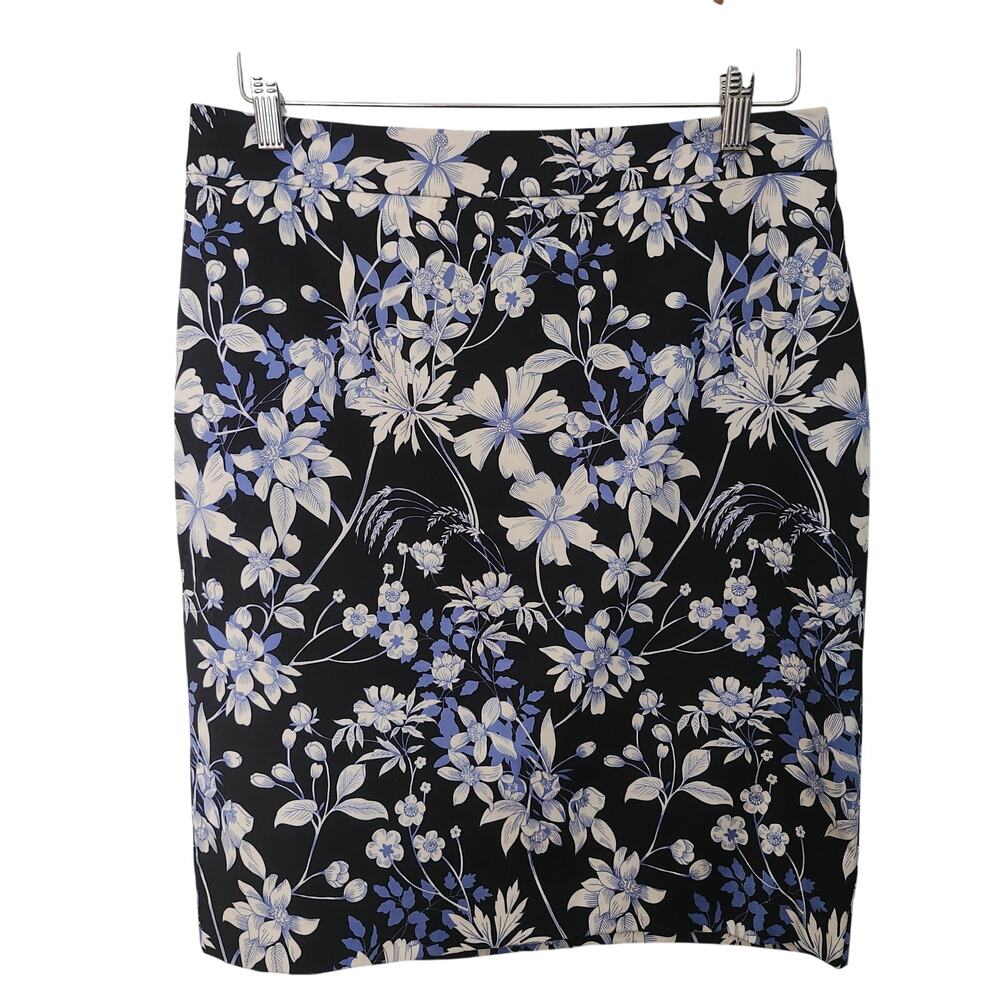 Talbots Black Knee Length Pencil Skirt White and Blue Flowers Size 10 Petite
